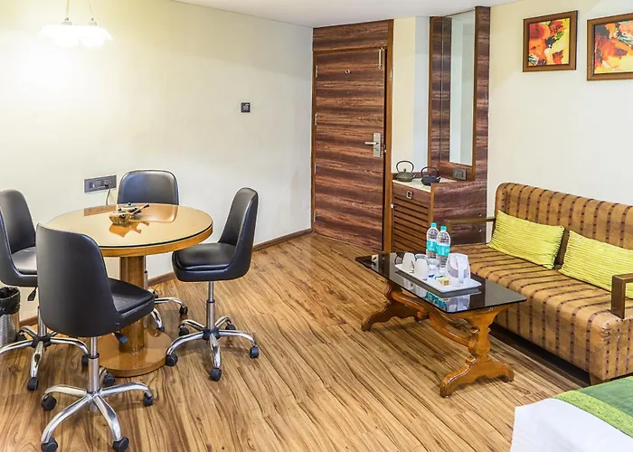 Super Inn Armoise Hotel - Navrangpura, Ahmedabad